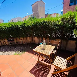 Сasa de vacaciones Alojamiento Entero Con Jardín Privado, Cassá de la Selva